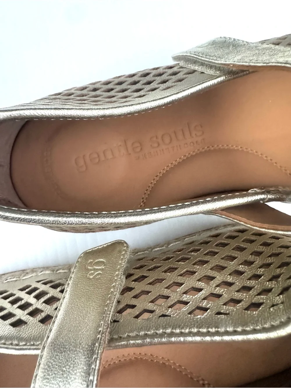 Gentle Souls Sienna Mettalic Fish Net Mary Jane Espadrille In Gold Size 7.5